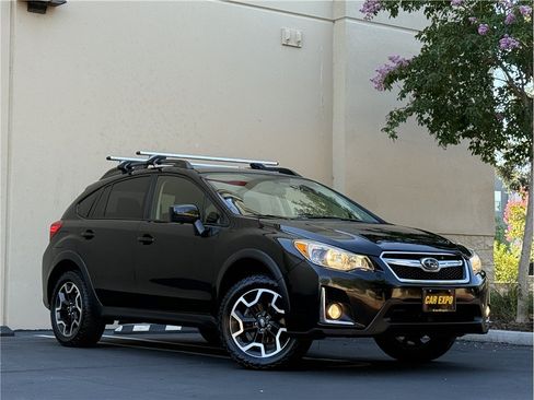 Used 2017 Subaru Crosstrek 2.0i Premium AWD/4WD image 22
