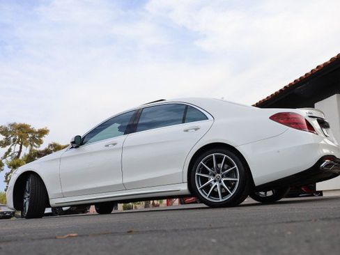 Used 2020 Mercedes-Benz S 450 Sedan image 17