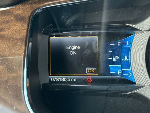 Used 2018 Ford Taurus Limited image 15