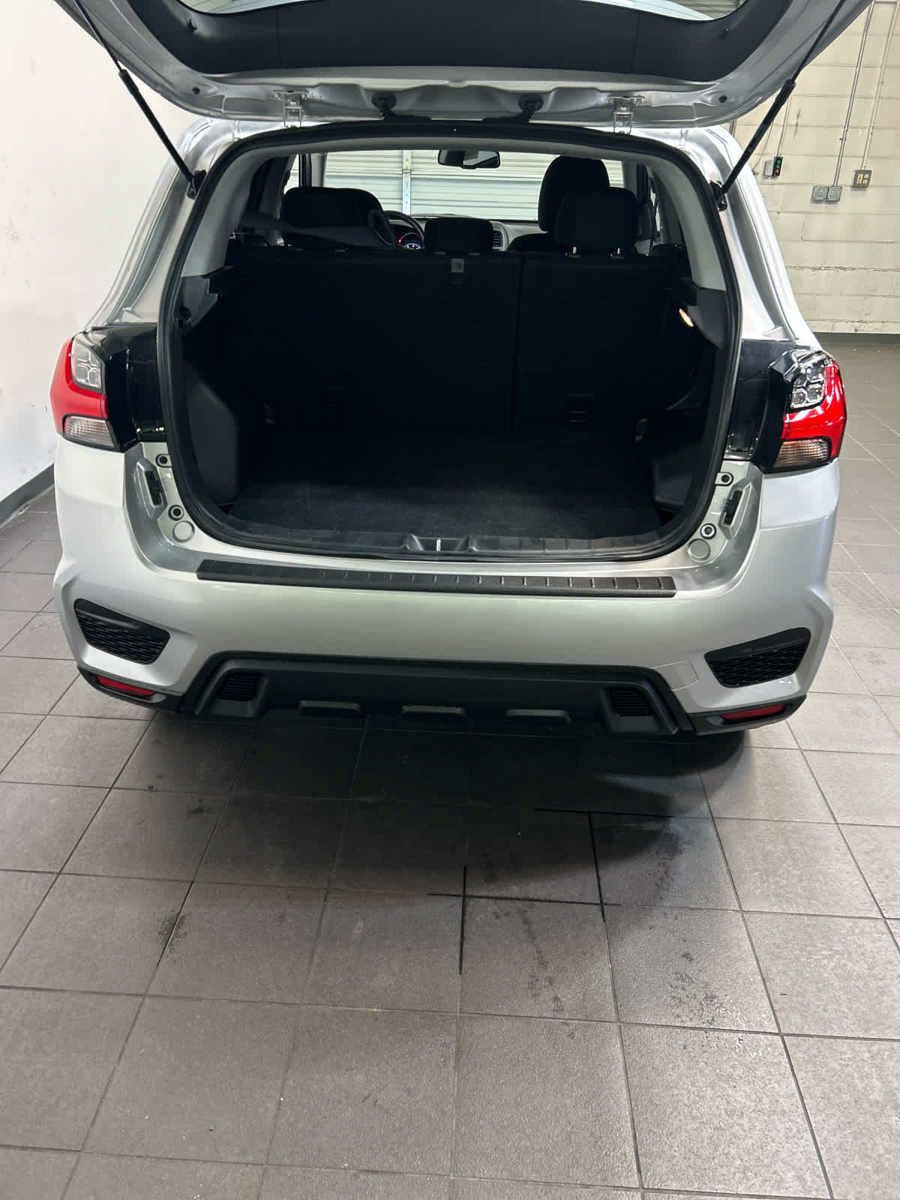 Used 2025 Mitsubishi Outlander Sport ES AWD/4WD image 11