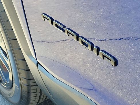 Used 2023 GMC Acadia SLE w/ Elevation Edition image 30