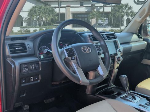 Used 2022 Toyota 4Runner SR5 Premium w/ Moonroof Package RWD image 12