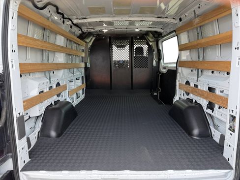 Used 2024 Ford Transit 250 Low Roof w/ Exterior Upgrade Package image 16