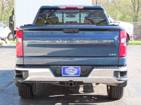 Certified 2019 Chevrolet Silverado 1500 LTZ w/ LTZ Convenience Package AWD/4WD image 18
