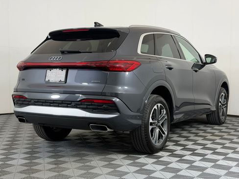 Certified 2025 Audi Q5 Premium w/ Convenience Package AWD/4WD image 9