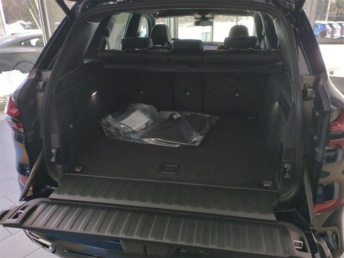New 2026 BMW X5 xDrive40i w/ M Sport Package image 23