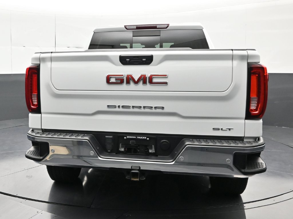 Used 2023 GMC Sierra 1500 SLT w/ SLT Premium Plus Package AWD/4WD image 4