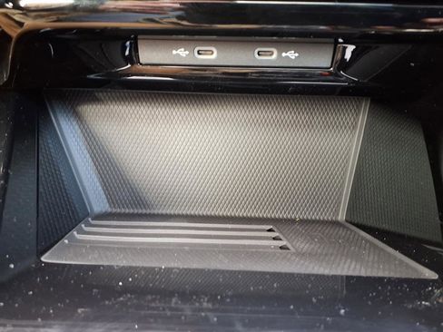 New 2026 Volkswagen GTI SE image 33