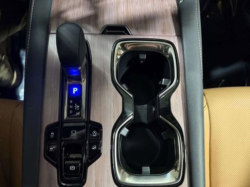 Used 2025 Lexus RX 350 Premium w/ Convenience Package image 23