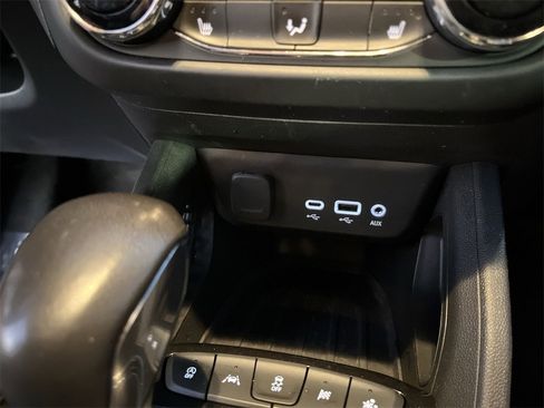 Used 2023 Chevrolet TrailBlazer RS w/ Convenience Package image 33