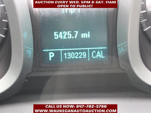 Used 2011 Chevrolet Equinox LT w/ Driver Convenience Package AWD/4WD image 9