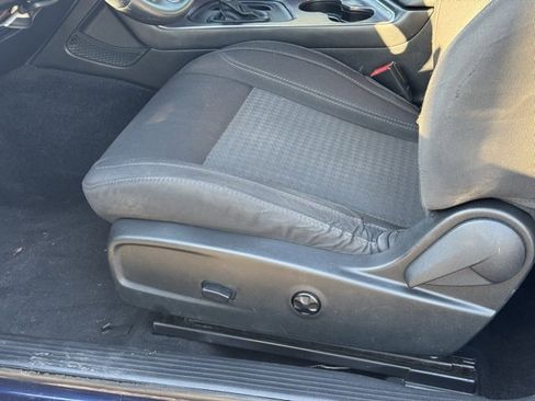 Used 2016 Dodge Challenger SXT w/ Driver Convenience Group image 16