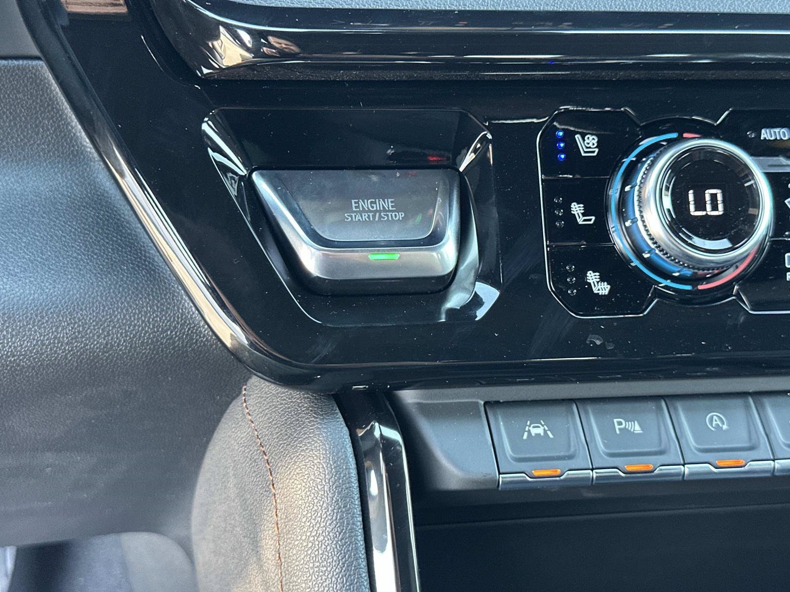 New 2026 GMC Sierra 1500 AT4 w/ AT4 Premium Package AWD/4WD image 19