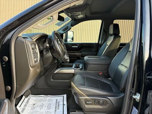 Used 2022 Chevrolet Silverado 2500 LTZ w/ LTZ Convenience Package image 18