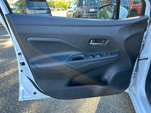 New 2025 Nissan Versa SV w/ Trunk Package image 10