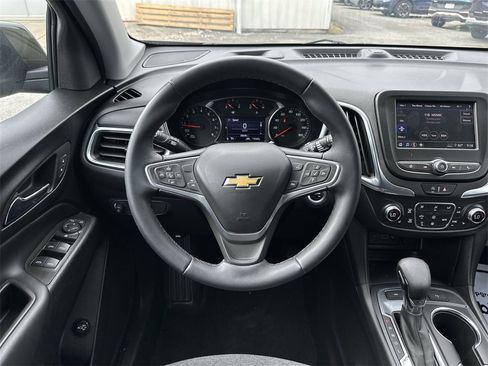 Used 2023 Chevrolet Equinox LT image 14