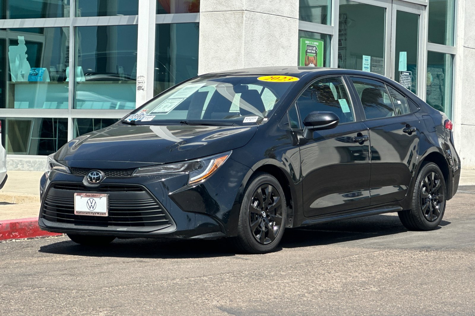 Used 2023 Toyota Corolla LE FWD image 8