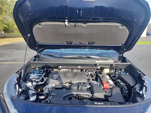 New 2025 Toyota RAV4 XLE w/ Convenience Package FWD image 42