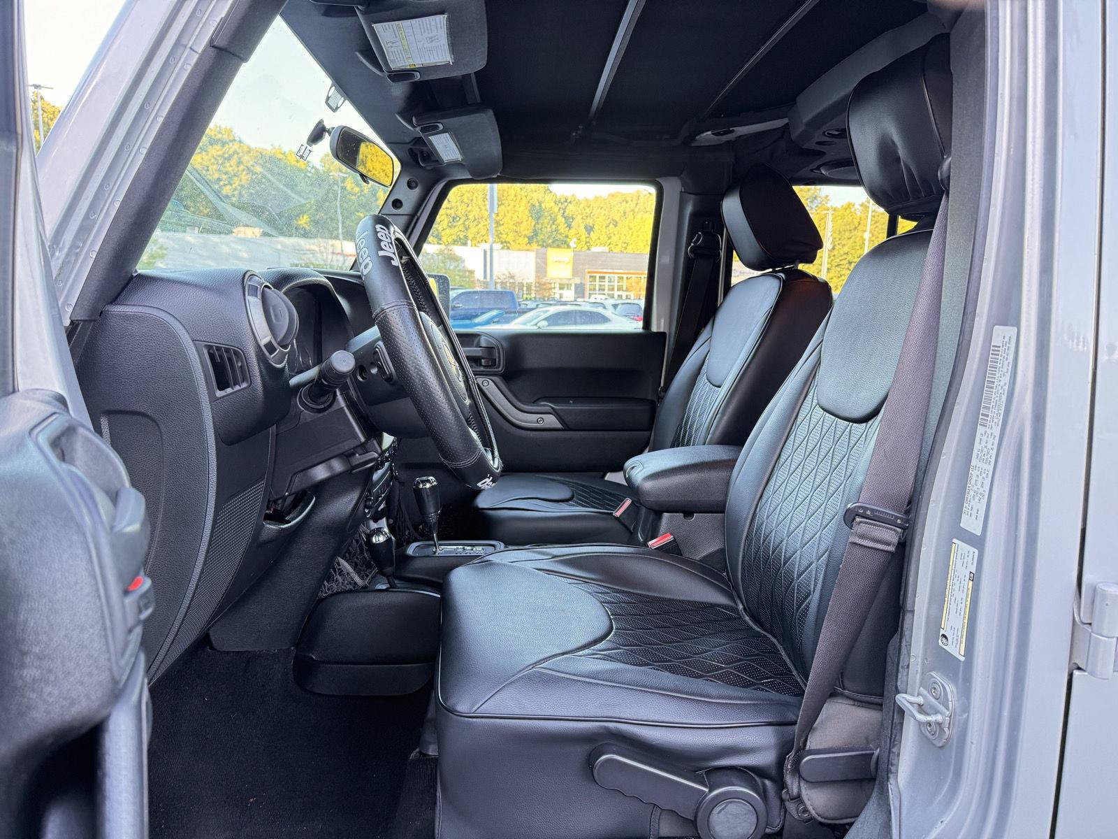 Used 2012 Jeep Wrangler Unlimited Sport AWD/4WD image 12
