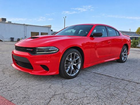 Used 2023 Dodge Charger GT RWD image 3