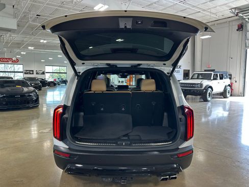 Used 2022 Kia Telluride SX w/ Nightfall Edition Package image 46