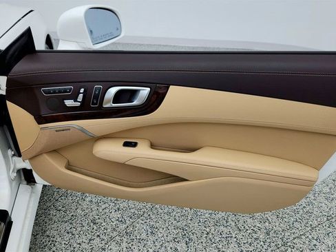 Used 2016 Mercedes-Benz SL 400 w/ Premium I Package image 24