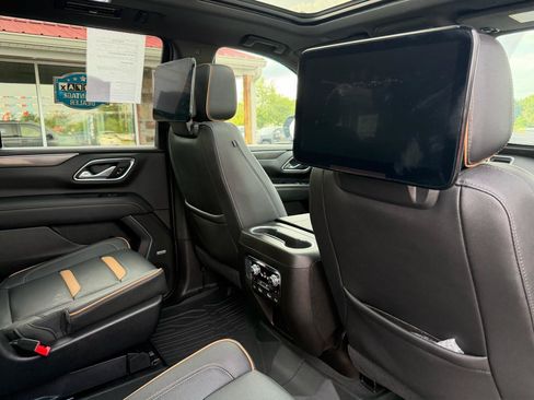 Used 2021 GMC Yukon AT4 w/ AT4 Premium Package AWD/4WD image 24