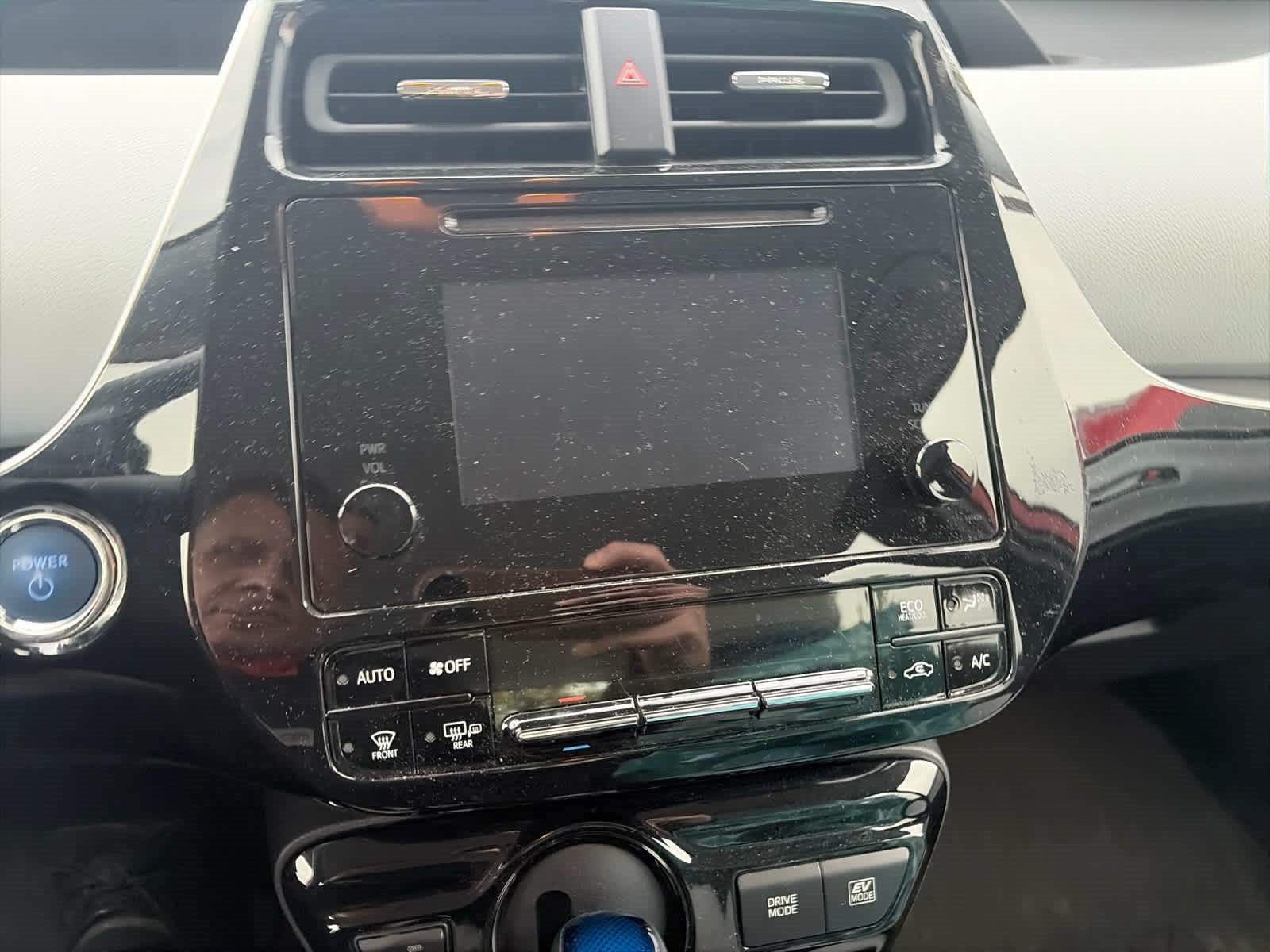 Used 2019 Toyota Prius XLE w/ Advanced Technology Package AWD/4WD image 8