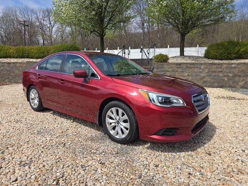 Used 2015 Subaru Legacy 2.5i Premium w/ Moonroof Package AWD/4WD image 1