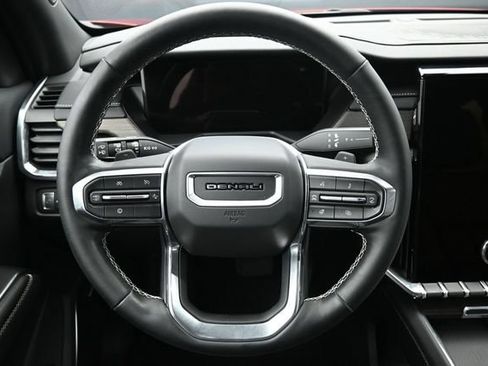 Used 2024 GMC Acadia Denali AWD/4WD image 16