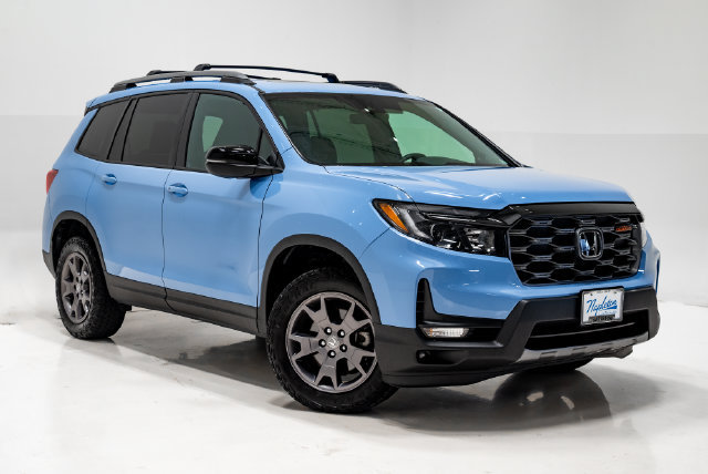 Used 2024 Honda Passport TrailSport image 6