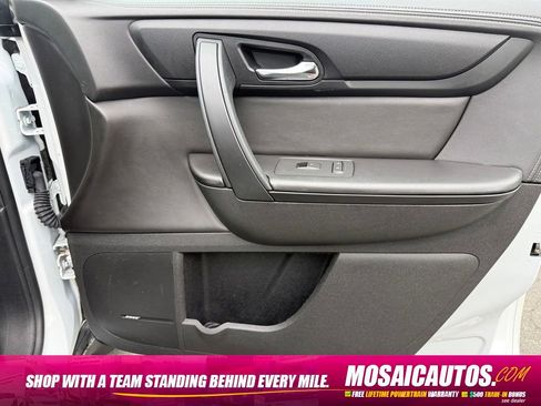 Used 2017 Chevrolet Traverse LT AWD/4WD image 9