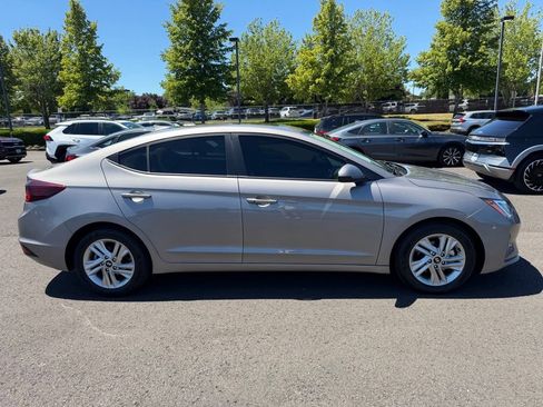 Used 2020 Hyundai Elantra Value Edition FWD image 8