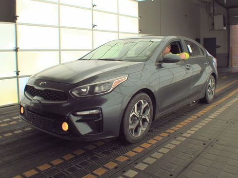 Used 2020 Kia Forte LXS FWD image 22