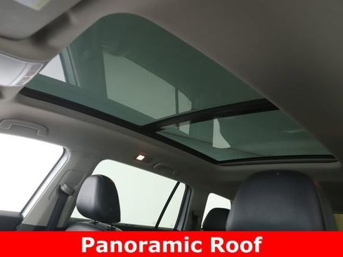 Used 2018 Volkswagen Atlas SEL image 18