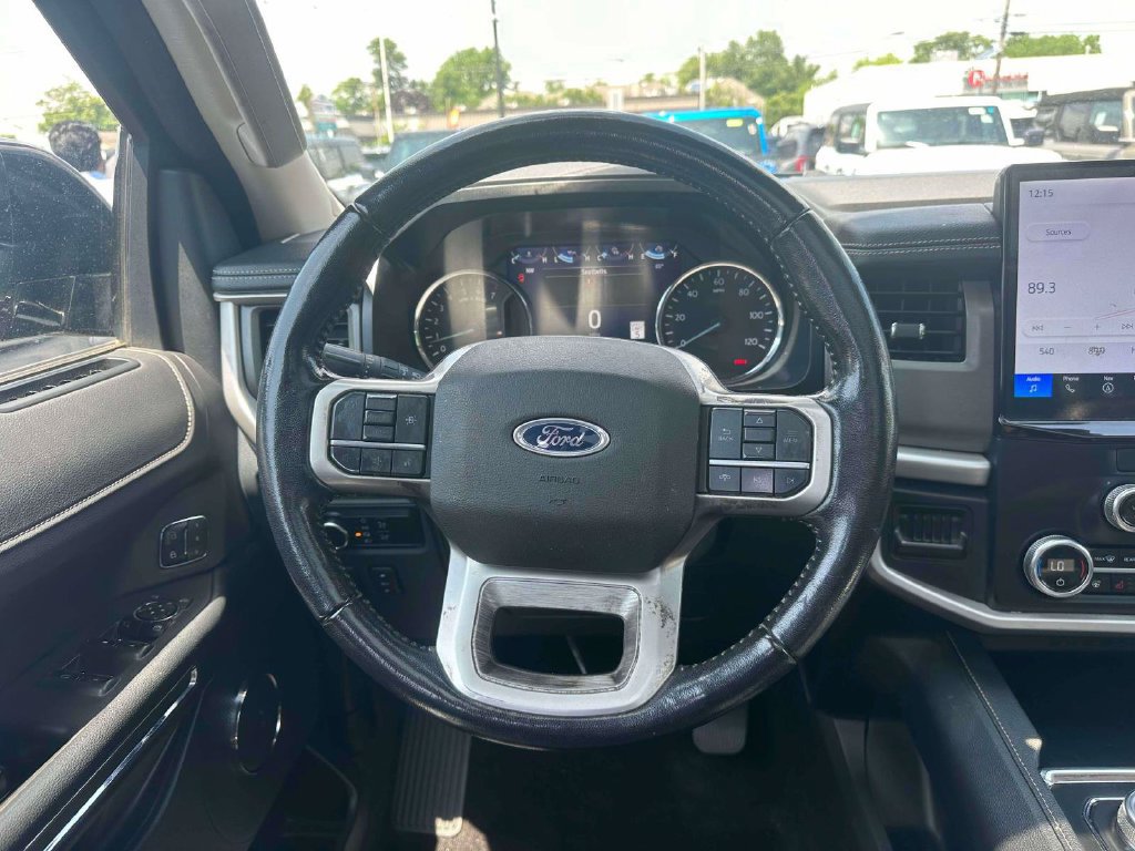 Used 2023 Ford Expedition XLT AWD/4WD image 14
