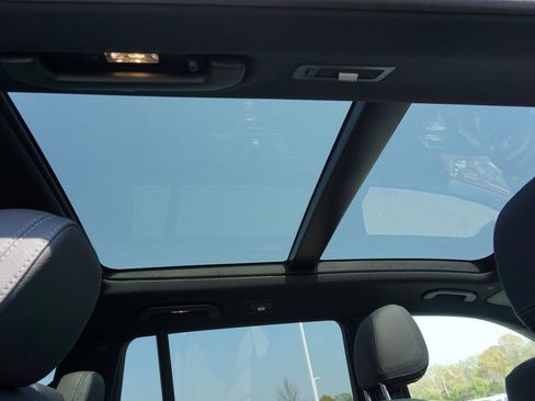 Certified 2025 Mercedes-Benz GLS 450 4MATIC image 45