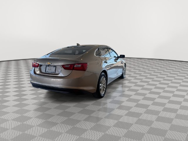 Used 2018 Chevrolet Malibu LT FWD image 10