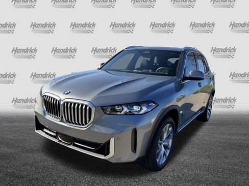 New 2026 BMW X5 sDrive40i w/ Premium Package image 5