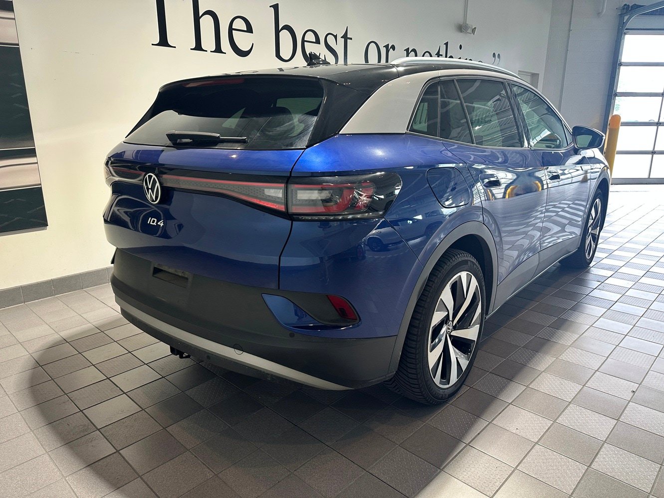 Used 2021 Volkswagen ID.4 Pro S AWD/4WD image 3