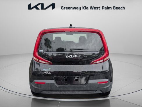 Certified 2022 Kia Soul LX image 7