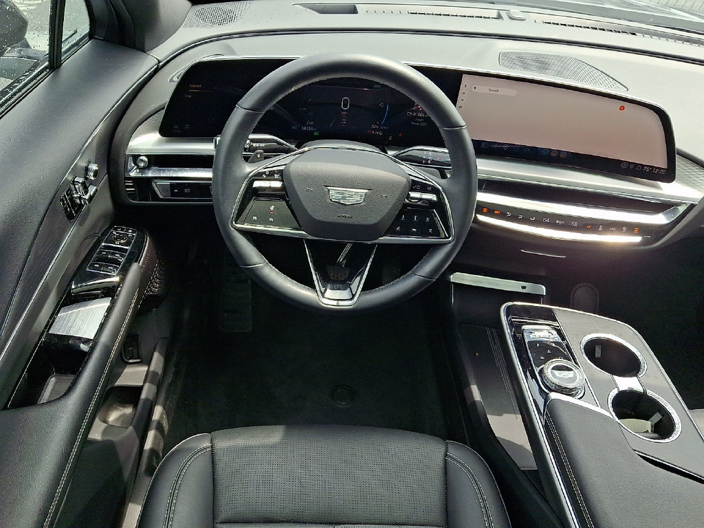 Used 2024 Cadillac Lyriq Sport w/ LPO, Floor Liner Package AWD/4WD image 14