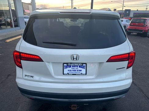 Used 2017 Honda Pilot Touring image 11