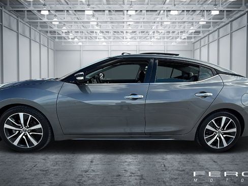 Used 2019 Nissan Maxima 3.5 SL w/ Floor Mat Group image 2