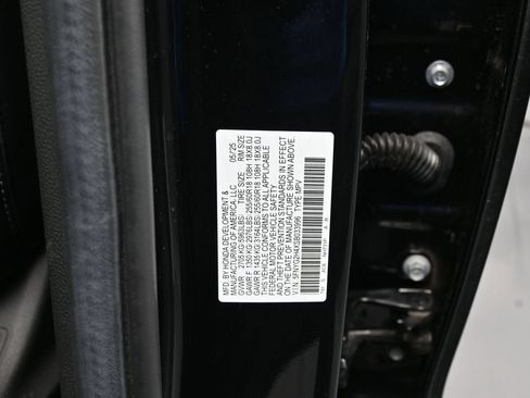 Certified 2025 Honda Pilot EX-L image 24