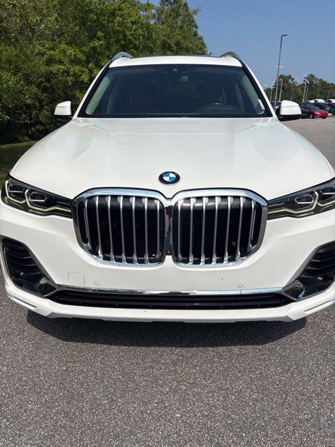 Used 2021 BMW X7 xDrive40i w/ Parking Assistance Package AWD/4WD image 13