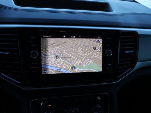 Used 2022 Volkswagen Atlas Cross Sport SEL Premium R-Line image 20