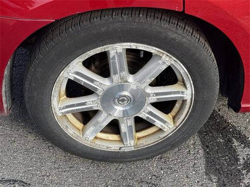 Used 2009 Chrysler Sebring Touring image 12