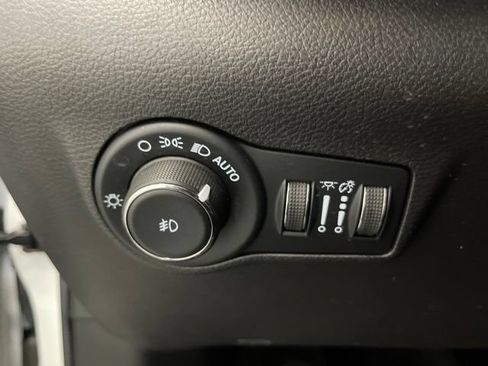 Used 2022 Jeep Compass Limited AWD/4WD image 20
