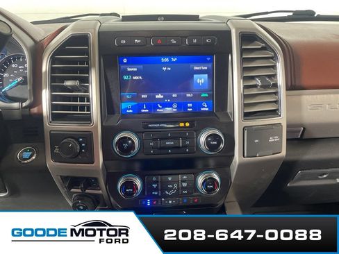 Certified 2021 Ford F250 Platinum w/ Tremor Off-Road Package AWD/4WD image 16